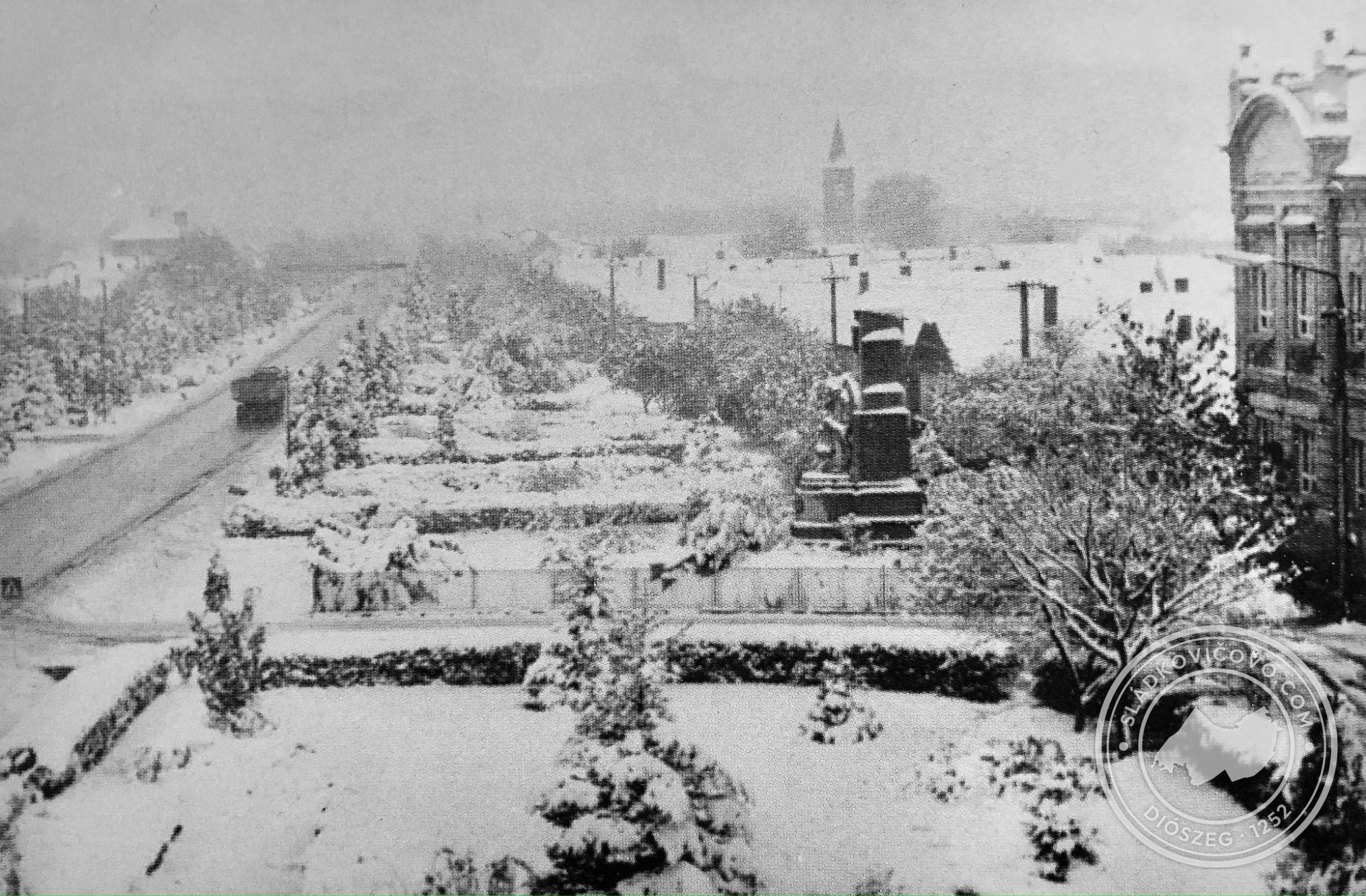 A Fő utca télen, 1969. (postai cím: Fučíkova)