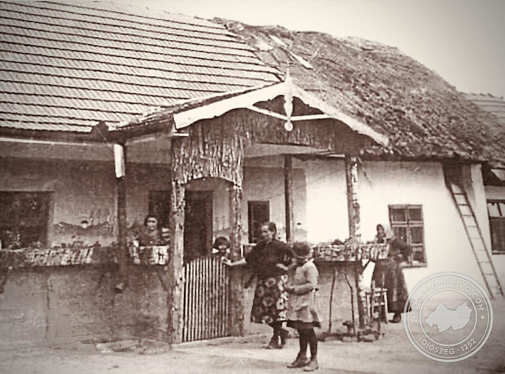 Német Diószeg - Nemecký Diosek, Hlavná ulica, na dvore číslo domu 91.